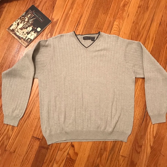 Van heusen v neck sweater Clearance